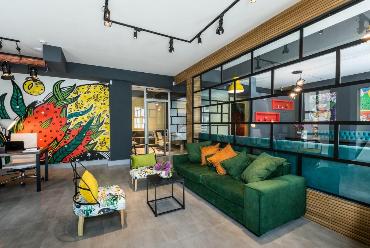 Boutique Hotel Mojo Tbilisi Bagian luar foto